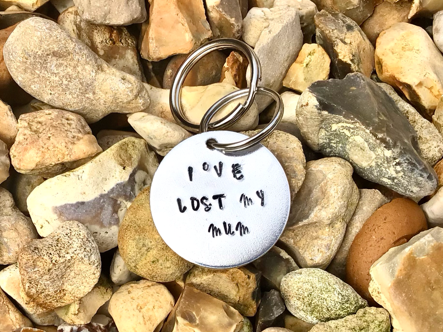 I’ve lost my mum Hand Stamped Dog Tag - FREE POSTAGE 📦