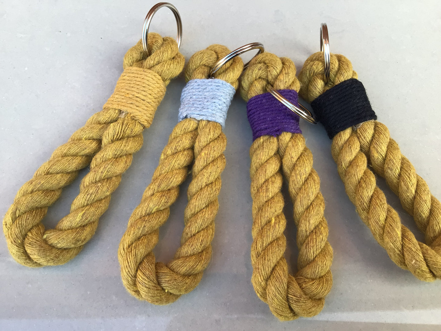 Gold Rope Key Ring - FREE POSTAGE π¦