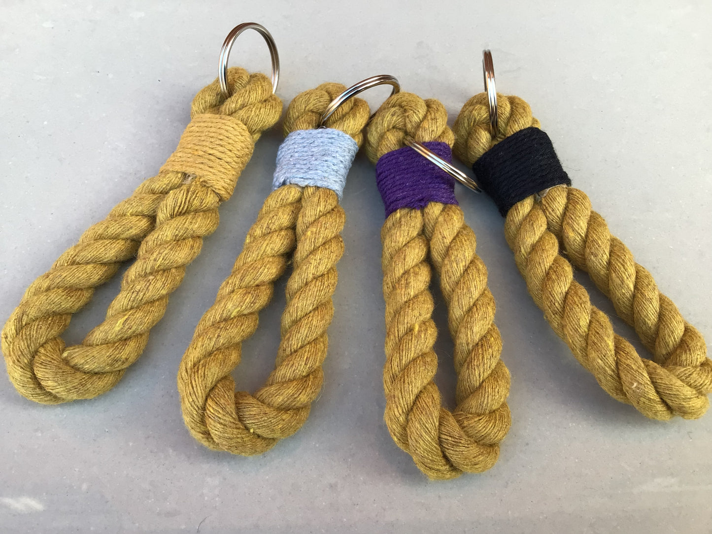 Gold Rope Key Ring - FREE POSTAGE π¦